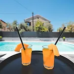 Villa Todi With Private Heated Pool & Wellness Zára