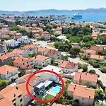 Todi With Private Heated Pool & Wellness *
