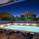 Todi With Private Heated Pool & Wellness Villa Zadar