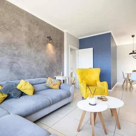 Todi With Private Heated Pool & Wellness