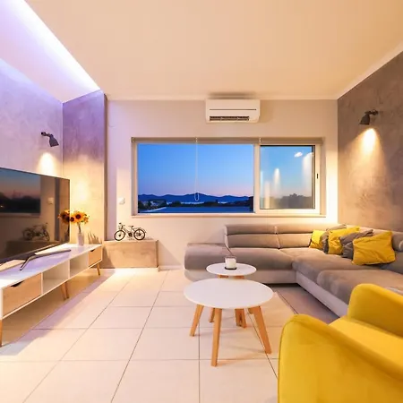 Todi With Private Heated Pool & Wellness Villa Zadar