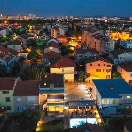 Todi With Private Heated Pool & Wellness Villa Zadar