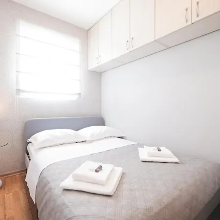Todi With Private Heated Pool & Wellness * Zadar