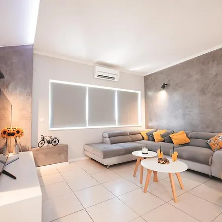 Todi With Private Heated Pool & Wellness * Zadar