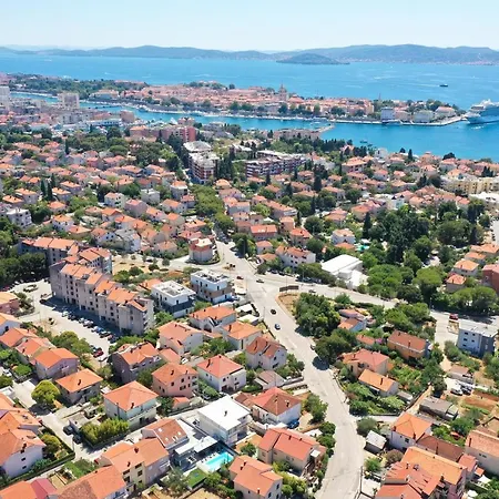 Todi With Private Heated Pool & Wellness Zadar