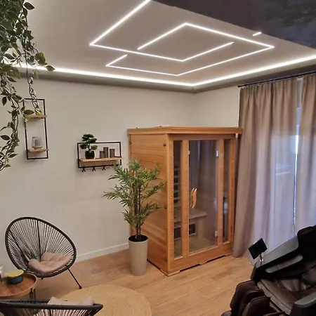 Villa Todi With Private Heated Pool & Wellness Zadar