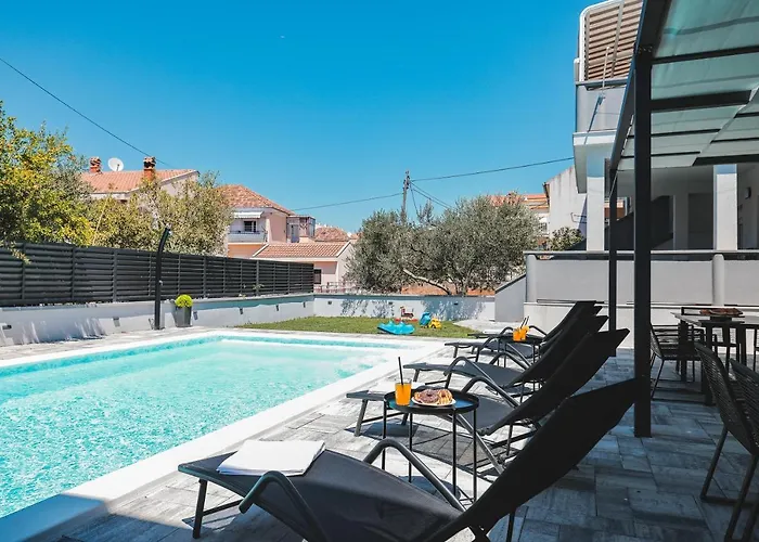 Todi With Private Heated Pool & Wellness * Zadar