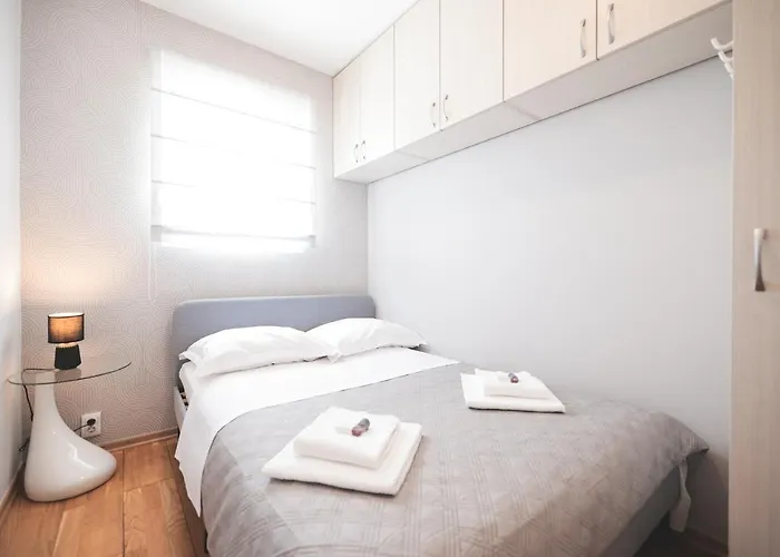 Todi With Private Heated Pool & Wellness * Zadar