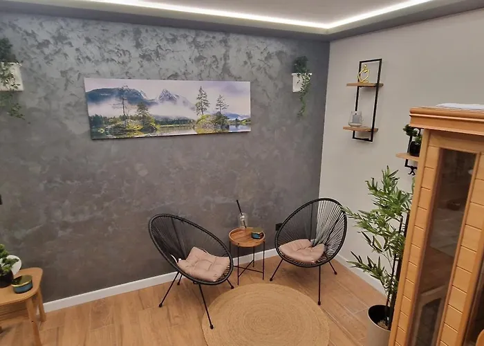 Todi With Private Heated Pool & Wellness
